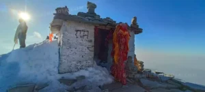 Chandrashila Trek in Winter